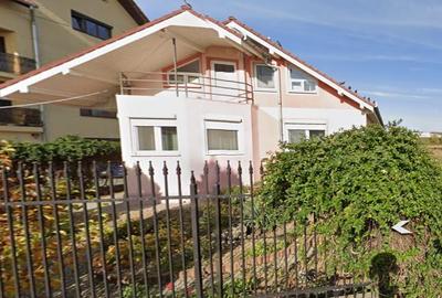 Casă individuală cu 3 camere cu Canalizare în Gușterița - 2