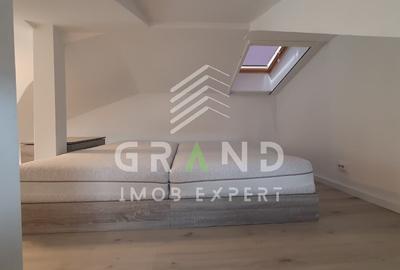Apartament cu 3 camere în Zorilor