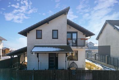 Casă individuală cu 4 camere cu Canalizare în Sânpetru - 39