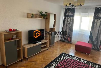 Apartament cu 3 camere decomandat, mobilat în 1 Decembrie