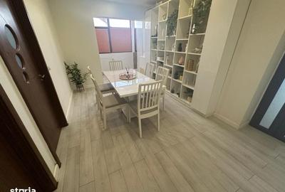 Apartament cu 3 camere decomandat, mobilat în Rovine - 15