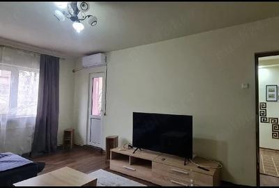 Apartament cu 2 camere semidecomandat în Micălaca - 1