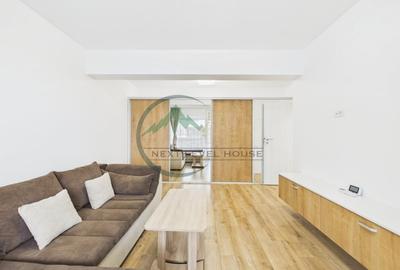 Apartament cu 2 camere decomandat, mobilat în Tractorul