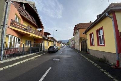 Casă individuală cu 6 camere cu Canalizare în Blumăna - 21
