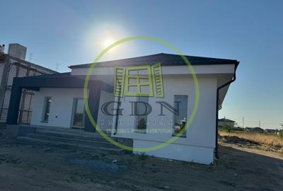 Casă individuală cu 4 camere cu Teren 400 Mp în Malu Mare - 2