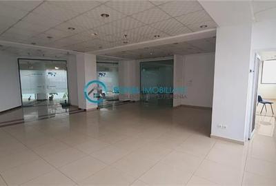 Birou, de 1,425.9000244141 mp, în Vest - 11