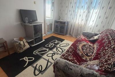 Apartament cu 2 camere în Podu Roș