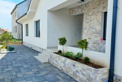 Casă individuală cu 5 camere cu Teren 500 Mp în Nufărul - 5
