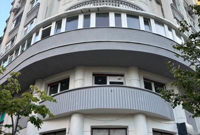 Apartament cu 3 camere în Decebal
