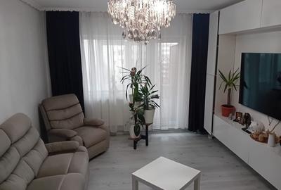 Apartament cu 2 camere decomandat în Titan - 1