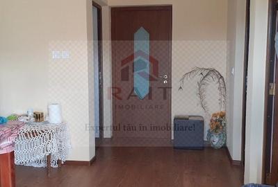 Casă individuală cu 6 camere cu Canalizare în Tigveni - 8