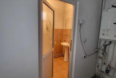 Spațiu comercial, de 180 mp, în Exterior Vest - 2
