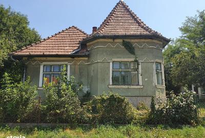 Casă cu 3 camere cu Teren 1400 Mp în Ogra - 5