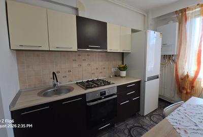 Apartament cu 2 camere decomandat în 22 Decembrie