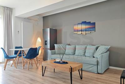 Apartament cu 2 camere decomandat, mobilat în Central