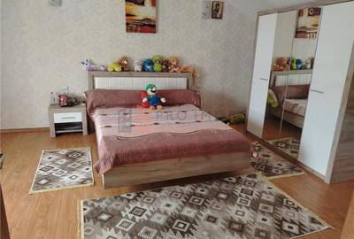 Casă individuală cu 3 camere cu Canalizare în Smeeni - 8