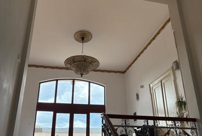 Casă cu 14 camere cu Canalizare în Rosetti - 8