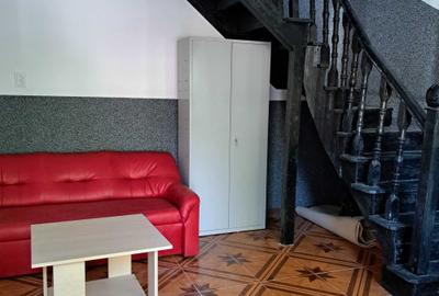 Casă cu 4 camere în Nord