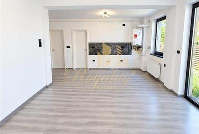Apartament cu 3 camere decomandat în Girocului