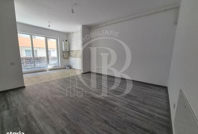 Apartament cu 2 camere decomandat în Titan