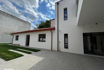Spațiu comercial, de 273 mp, în Central - 1