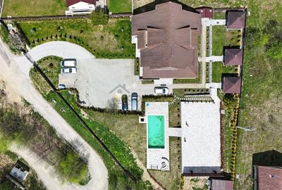 Hotel/Pensiune, de 660 mp, în Valea Râșnoavei - 3