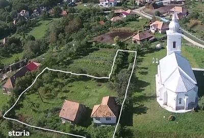 Teren de 1600 mp, în Tureni