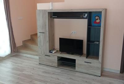 Apartament cu 3 camere în Central - 1