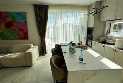 Duplex cu 4 camere cu Canalizare în Dumbrăvița