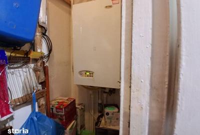 Apartament cu 3 camere în Podu Roș - 2