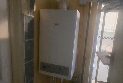 Apartament cu 3 camere decomandat în Central - 2