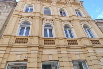 Apartament cu 3 camere decomandat în Centrul Istoric - 1