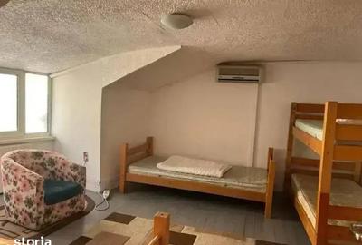 Casă cu 7 camere cu Teren 320 Mp în Armeneasca