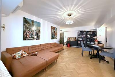 Apartament cu 3 camere semidecomandat, mobilat în Titulescu