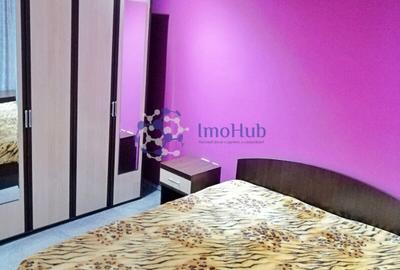 Apartament cu 3 camere semidecomandat, mobilat în Central