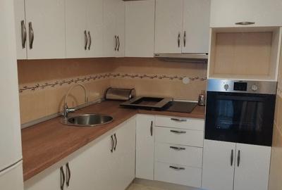 Casă cu Teren 300 Mp în Central