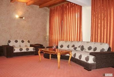 Apartament cu 3 camere decomandat în Lipovei