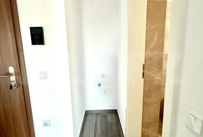 Apartament cu 2 camere decomandat în Tractorul - 8