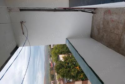 Apartament cu 2 camere în Hunedoara - 1