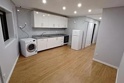 Garsonieră decomandată în Central - 4
