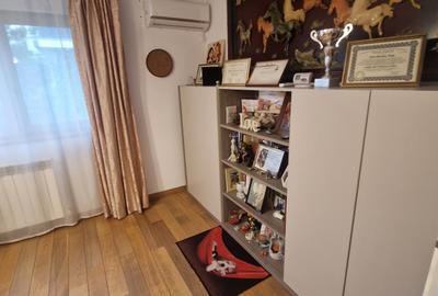 Casă cu 7 camere cu Garaj în Exterior Nord - 16