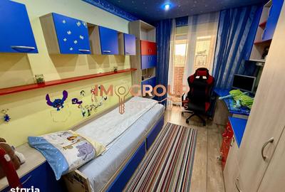 Apartament cu 3 camere decomandat în Central - 1