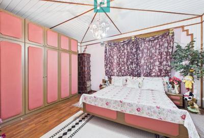 Casă individuală cu 6 camere cu Teren 2712 Mp în Central - 9
