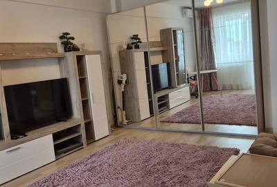 Apartament cu 2 camere decomandat în Bâcu