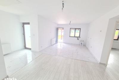 Casă cu 3 camere cu Teren 350 Mp în Săucești - 2