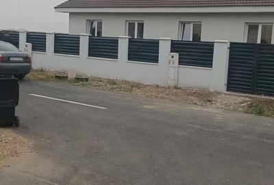 Casă cu Teren 440 Mp în Dudeștii Noi