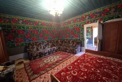 Casă cu Teren 1000 Mp în Soveja