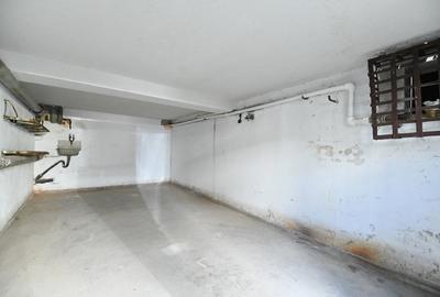 Apartament cu 4 camere decomandat în P-ța Sfinții Voievozi - 8