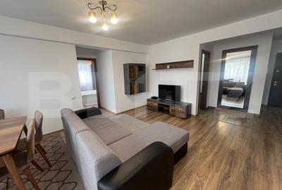 Apartament cu 3 camere semidecomandat, mobilat în Florești