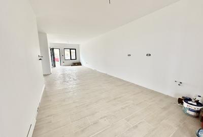 Duplex cu 3 camere cu Teren 370 Mp în Bucovăț (Remetea Mare) - 2